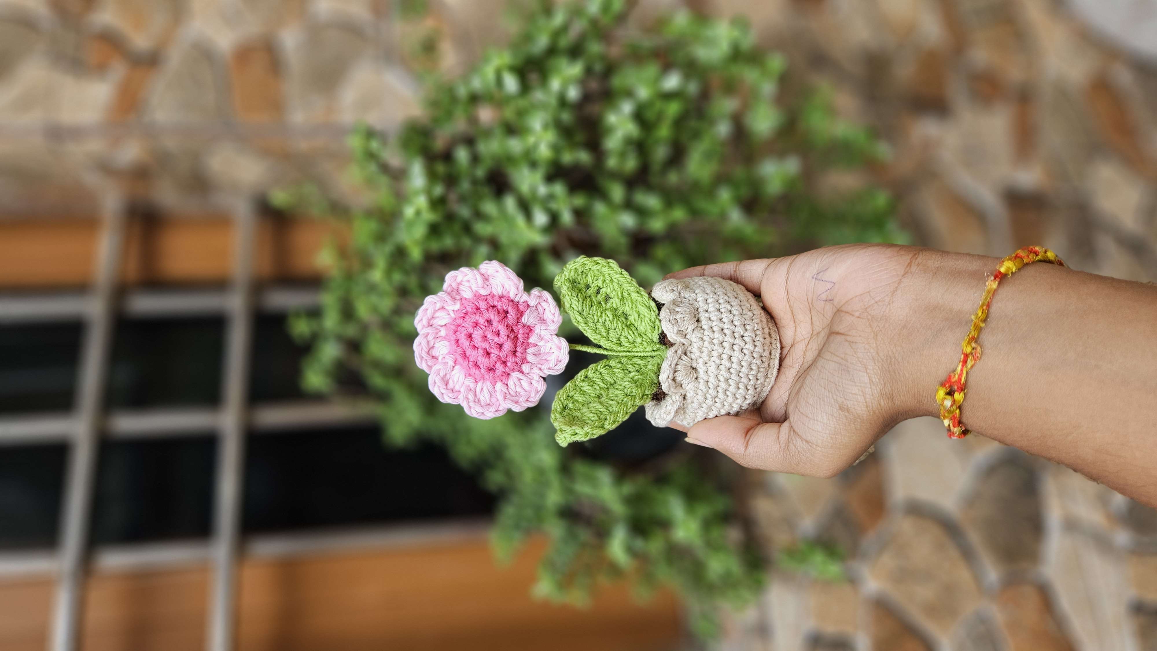 Mini flower pot - Image 1
