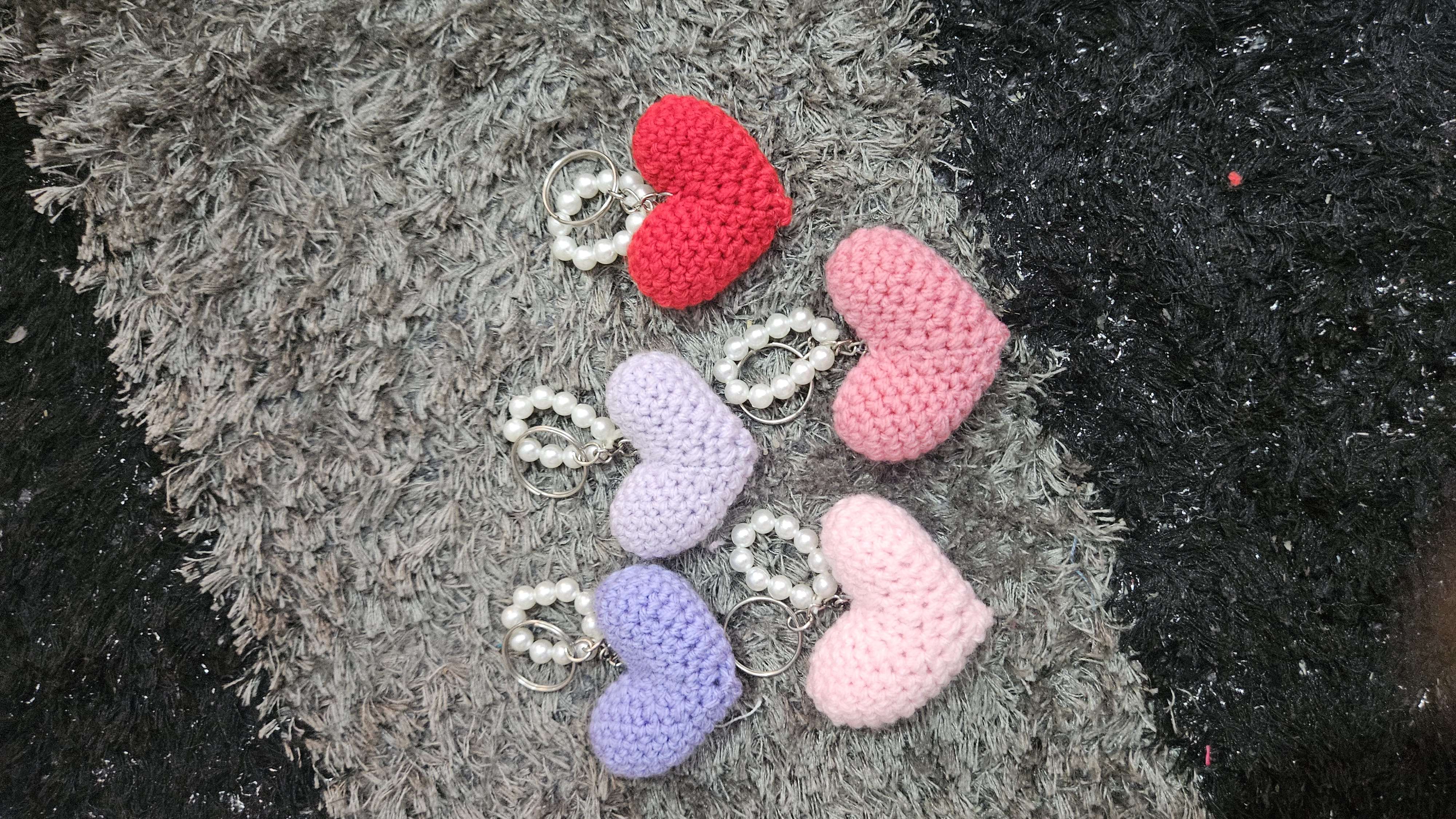 Heart with pearls keychain - Image 1